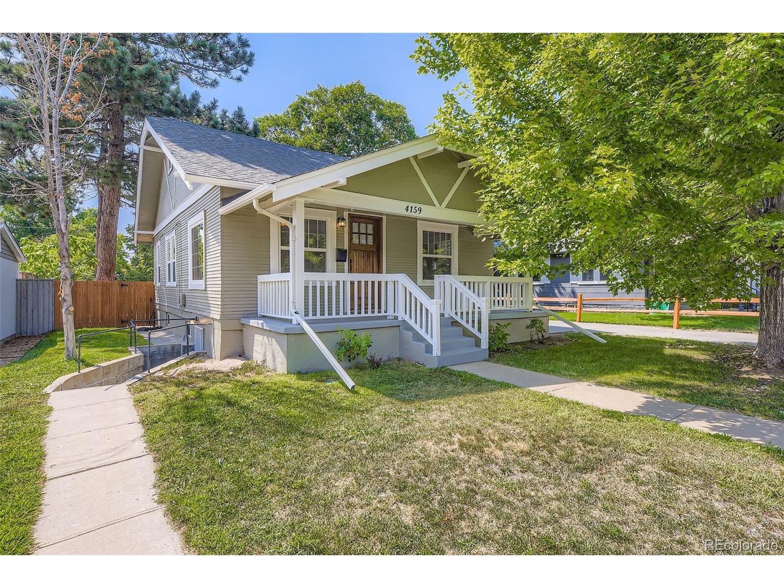 Bungalow Englewood – 4159 S Sherman St